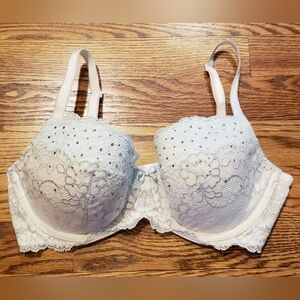 Victoria's Secret Dream Angels Demi Bra 34D Ivory and Pale Blue